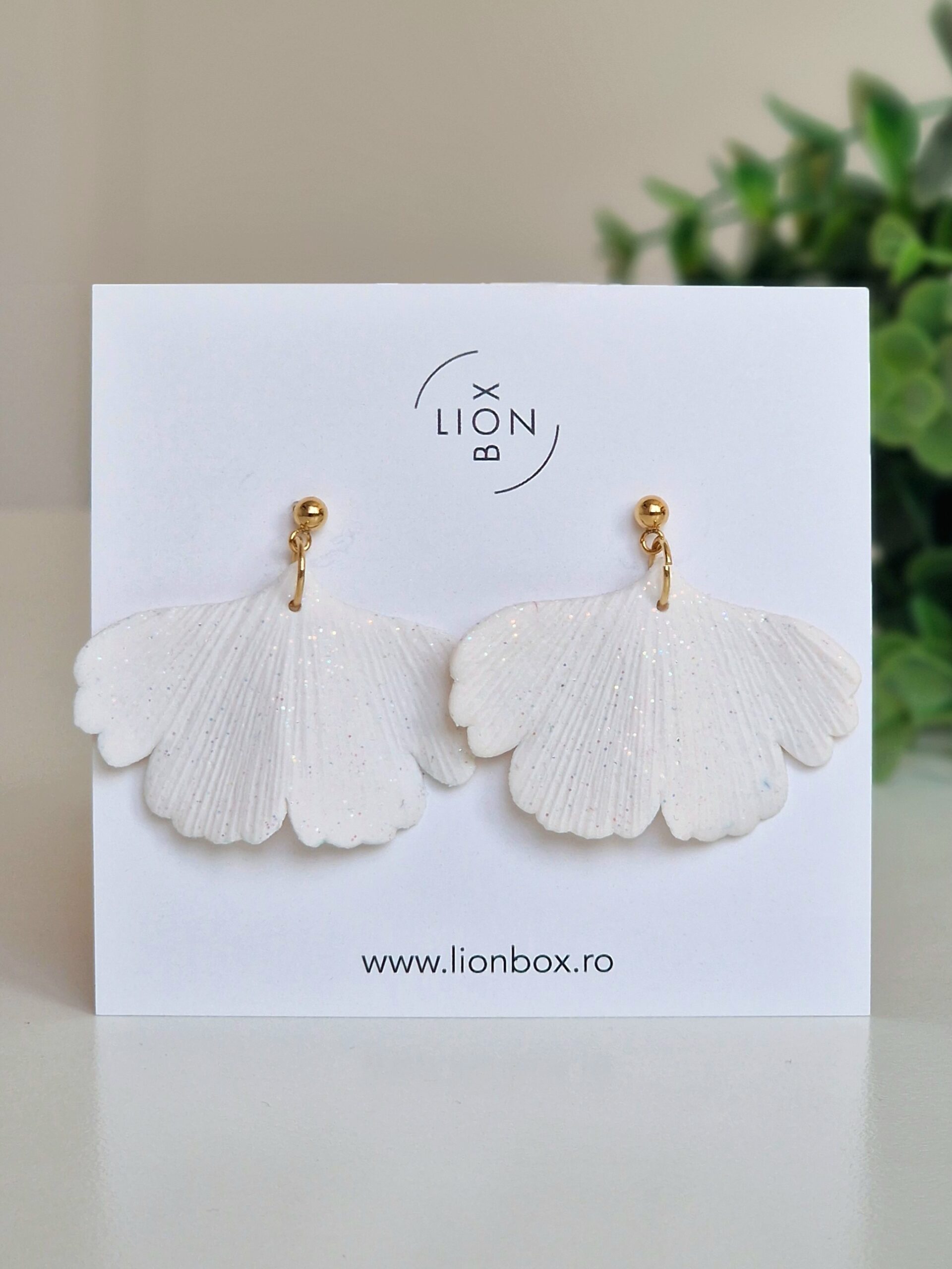 Cercei Ginkgo Biloba White