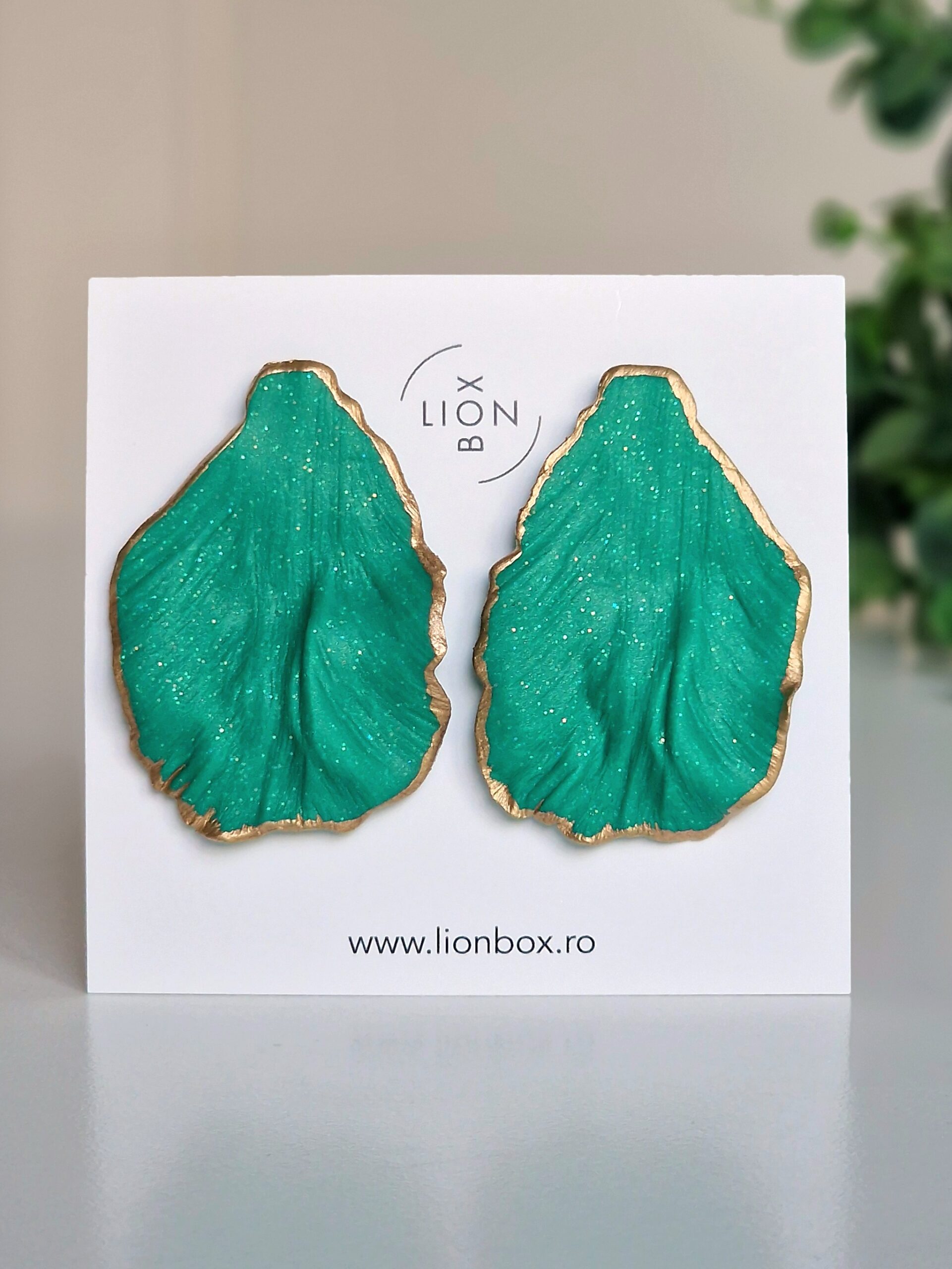 Cercei Petala Verde Lob