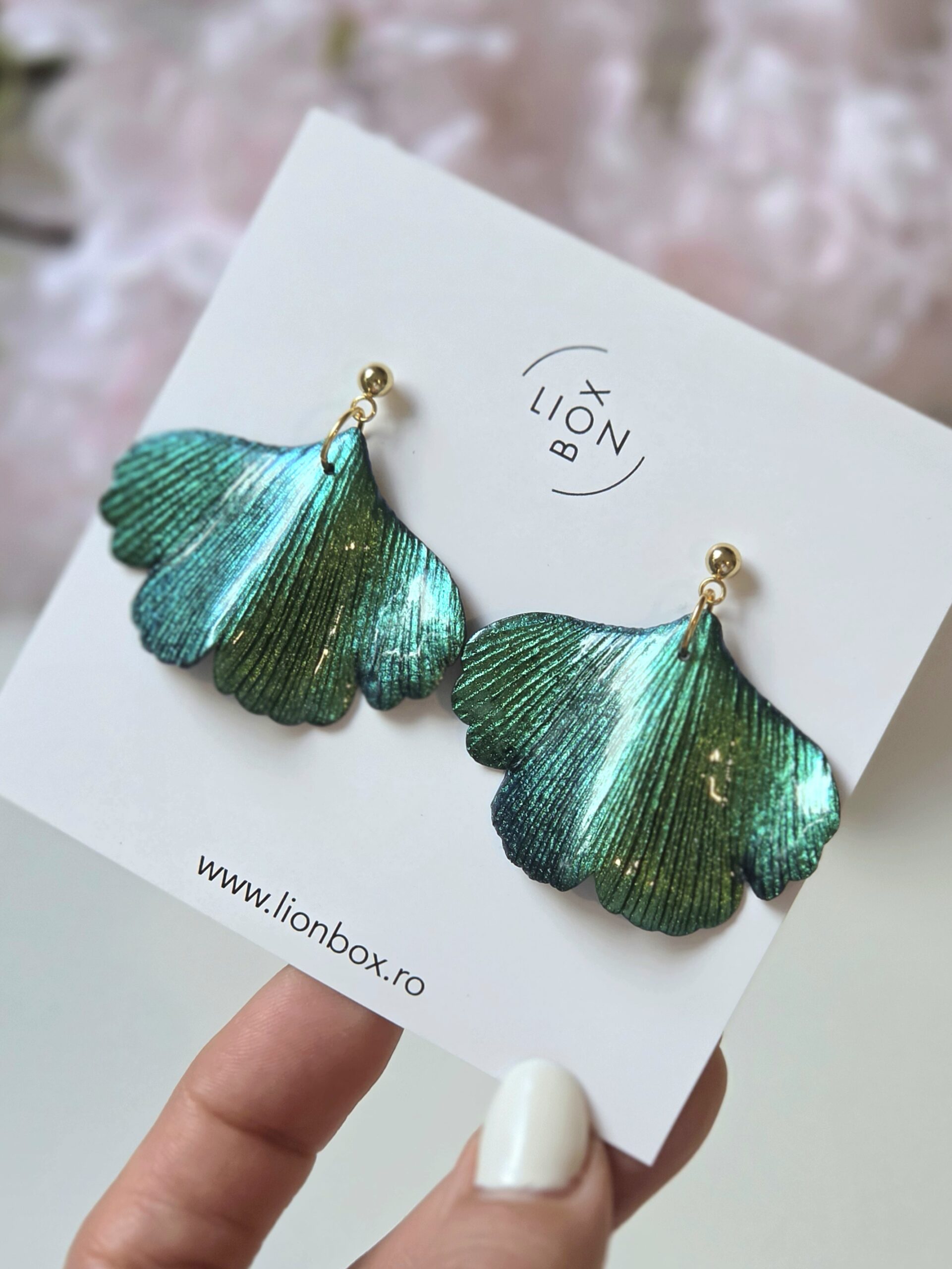 Cercei Ginkgo Emerald Eclipse scurt