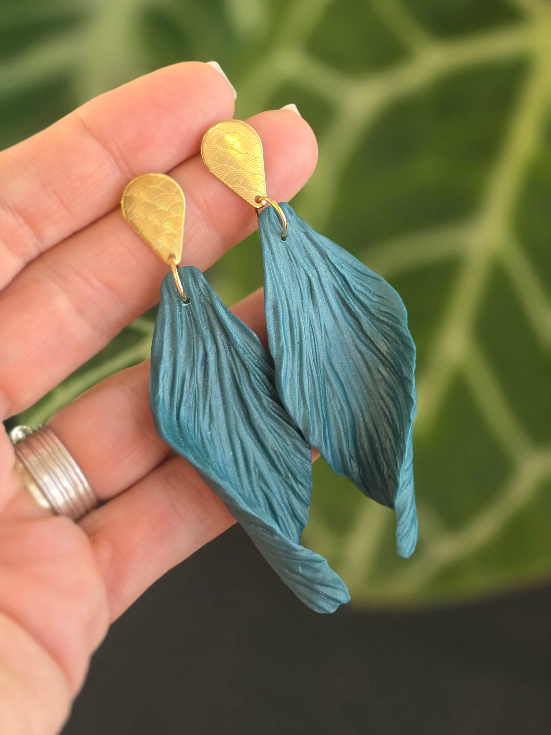Cercei Teal Twist